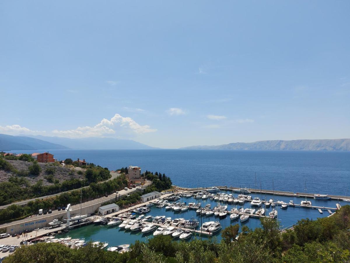 Apartmani Mare Novi Vinodolski Exterior photo